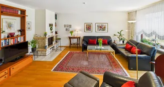 von_poll_real_estate_property_25076022_image_1