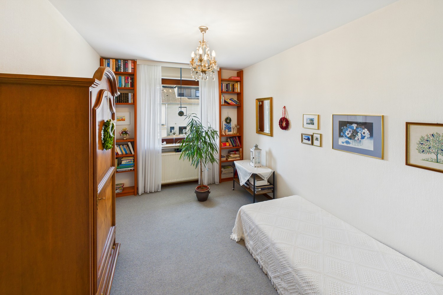 Schlafzimmer III OG