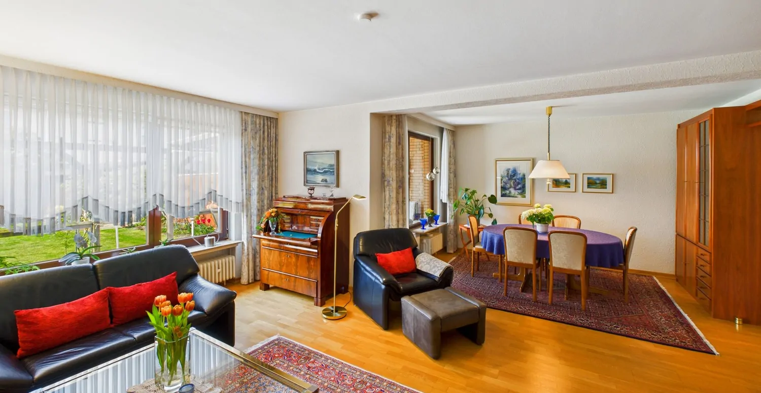 Wohnzimmer/Esszimmer