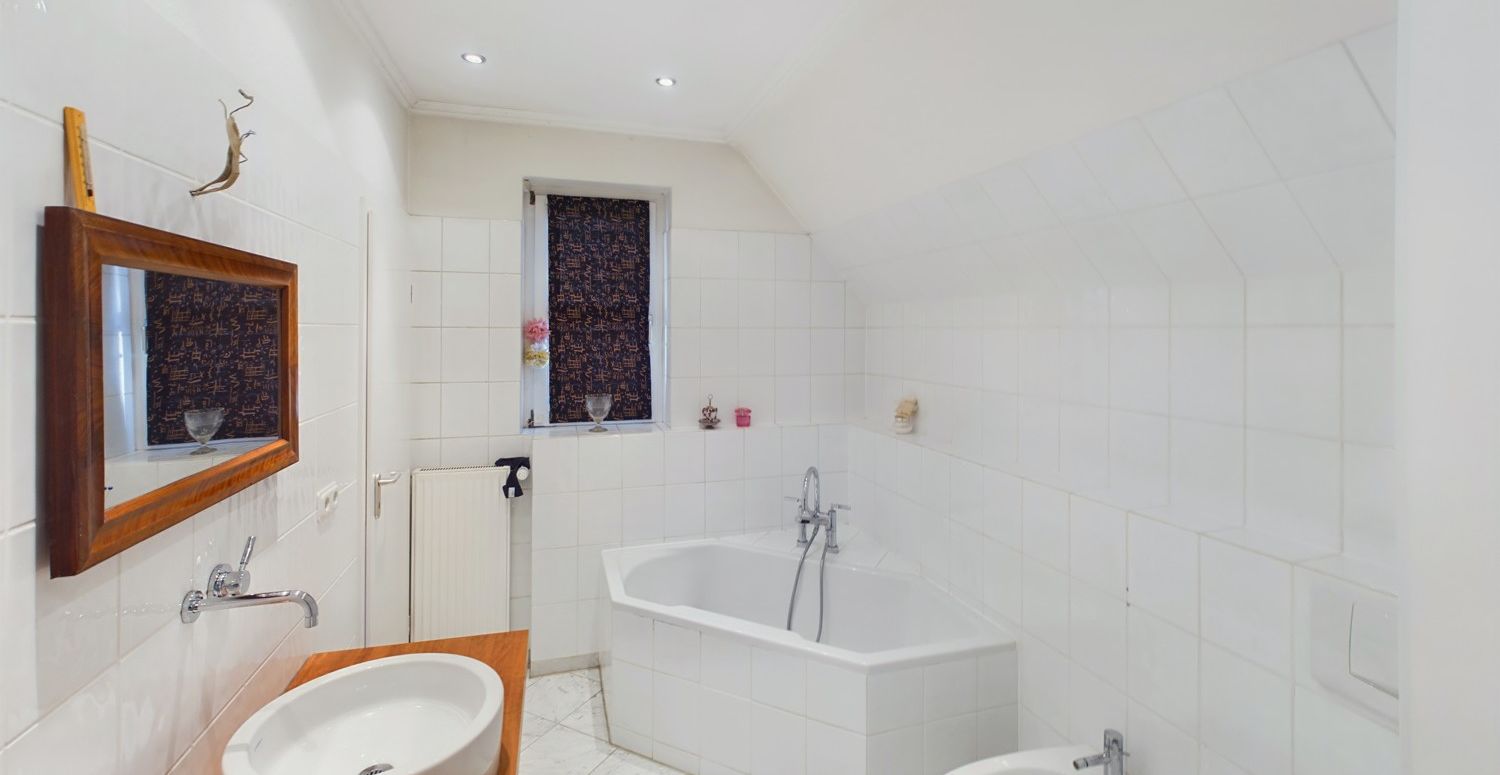 Badezimmer Ansicht