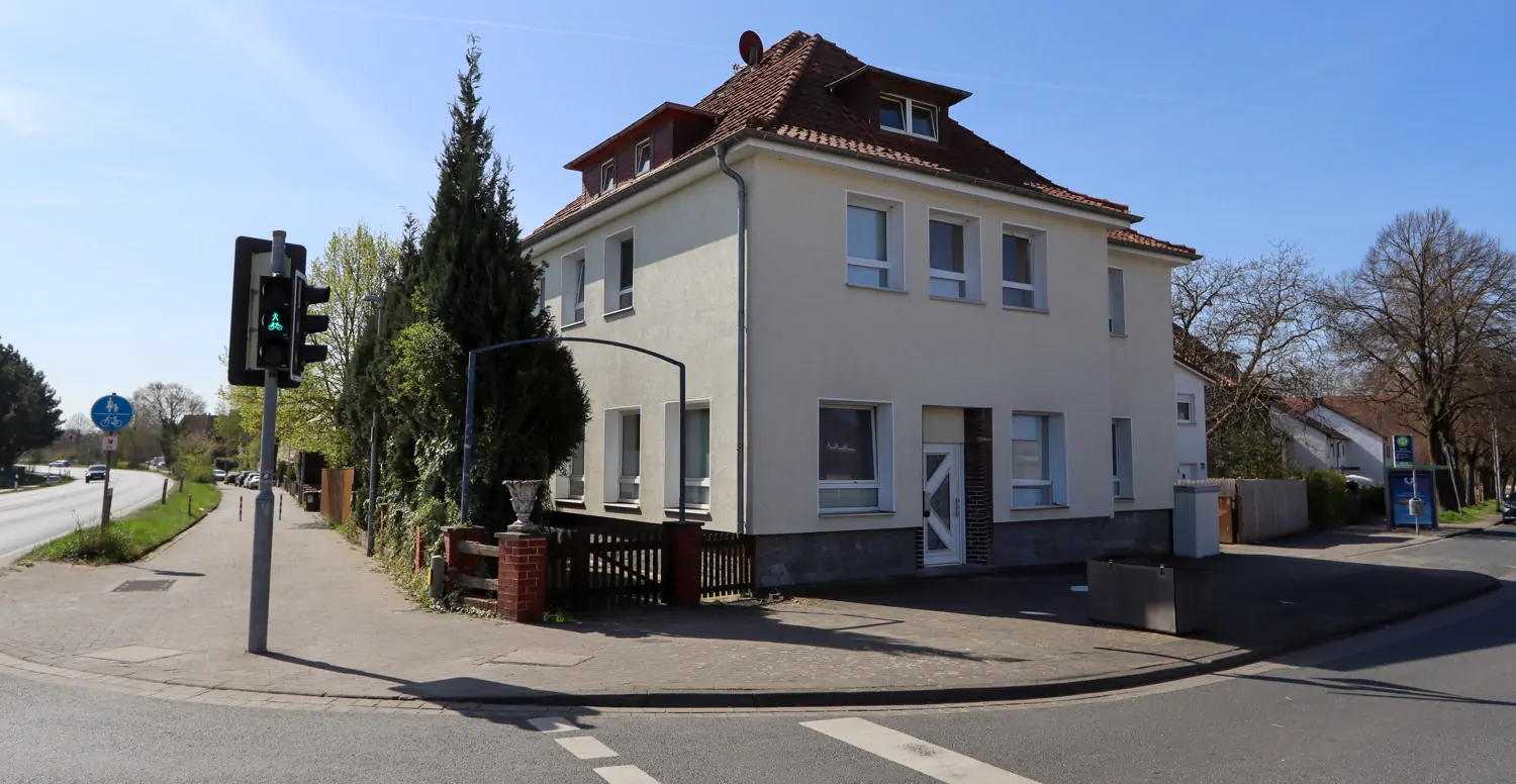 Mehrfamilienhaus