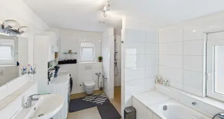 von_poll_real_estate_property_25076024_image_9