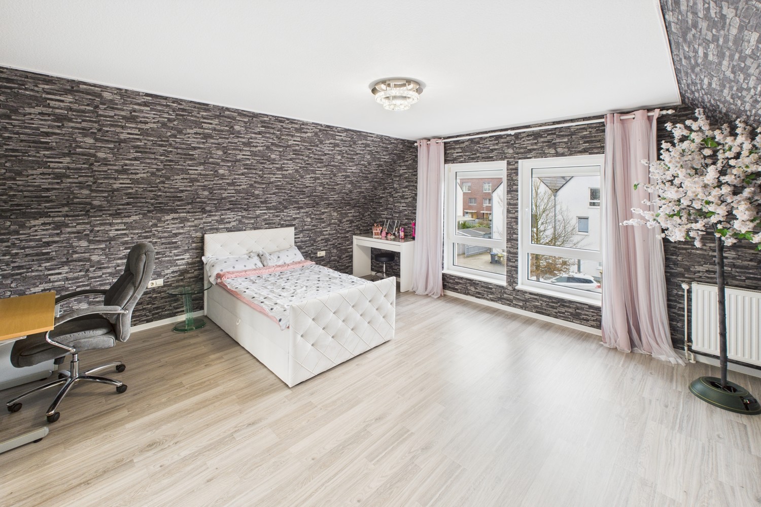 Schlafzimmer III