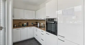 von_poll_real_estate_property_25076035_image_4