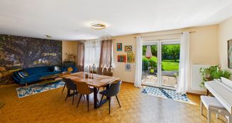 von_poll_real_estate_property_25076031_image_1
