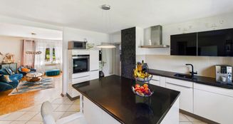 von_poll_real_estate_property_25076031_image_3
