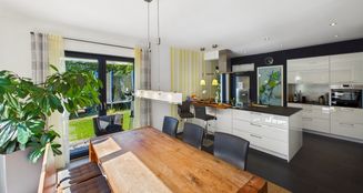 von_poll_real_estate_property_25076041_image_2