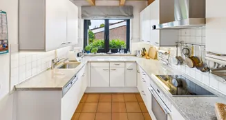 von_poll_real_estate_property_25076040_image_6