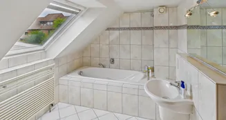 von_poll_real_estate_property_25076040_image_14