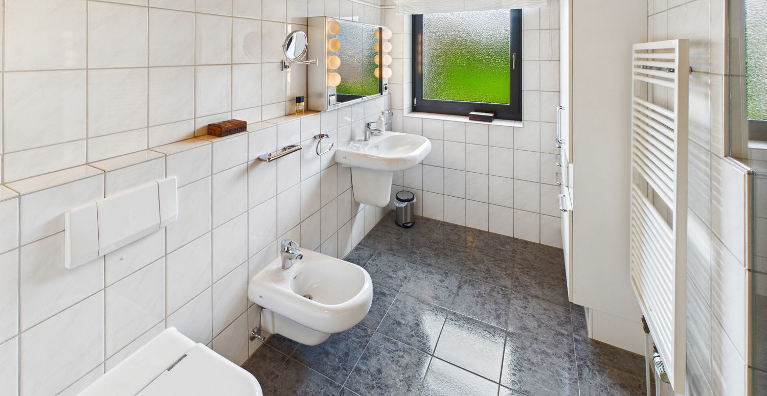 Badezimmer EG