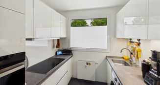von_poll_real_estate_property_25076039_image_2