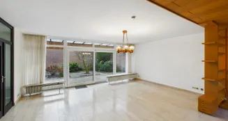 von_poll_real_estate_property_25076061_image_1