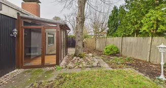 von_poll_real_estate_property_25076061_image_11