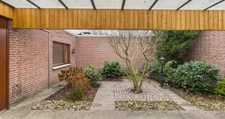 von_poll_real_estate_property_25076061_image_8