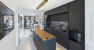 von_poll_real_estate_property_25076032_image_0