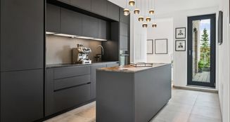 von_poll_real_estate_property_25076032-1_image_2