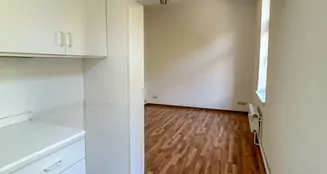 von_poll_real_estate_property_25076052_image_2