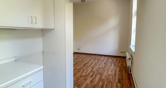 von_poll_real_estate_property_25076052_image_2