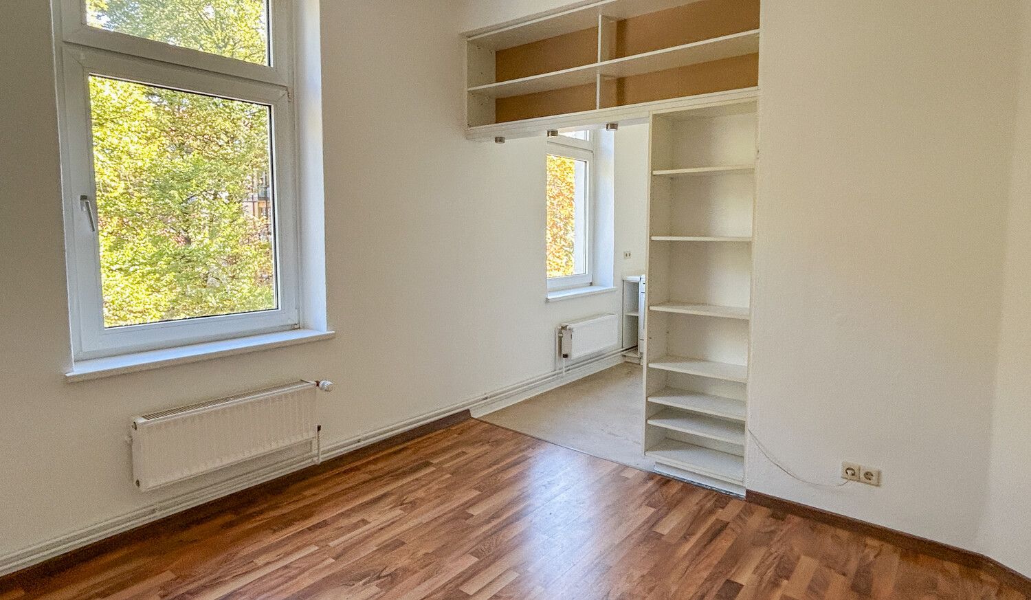 Wohnzimmer Blick zur Küche