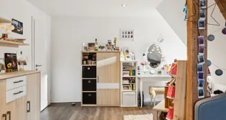 von_poll_real_estate_property_25076062_image_7