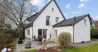 von_poll_real_estate_property_25076062_image_12