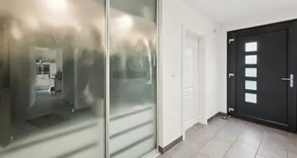 von_poll_real_estate_property_25076062_image_4