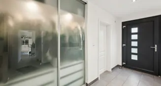 von_poll_real_estate_property_25076062_image_4