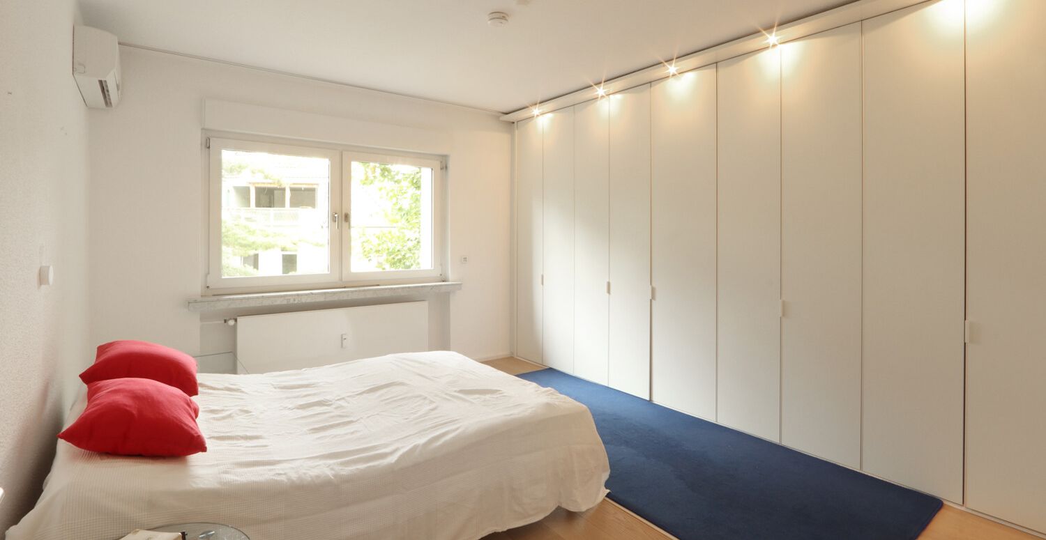 Schlafzimmer rechts