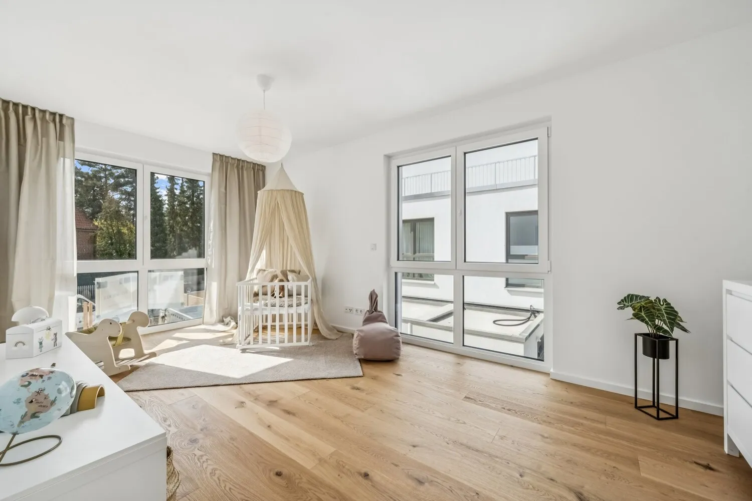 Schlafzimmer 2