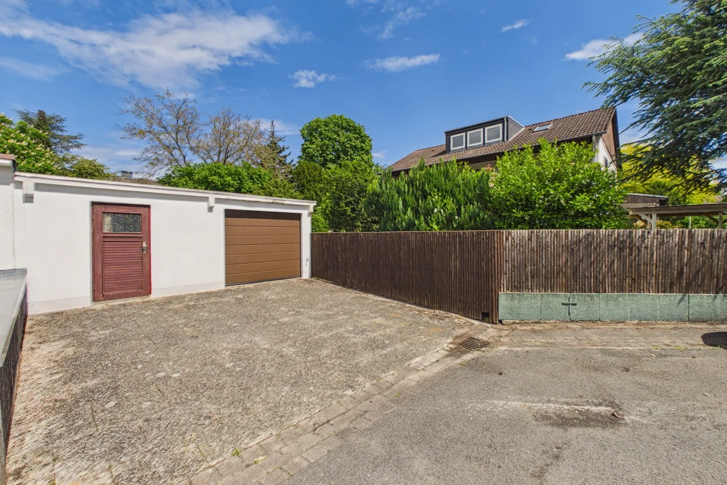 Garage/Stellplatz