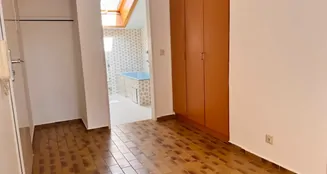 von_poll_real_estate_property_25046028_image_8