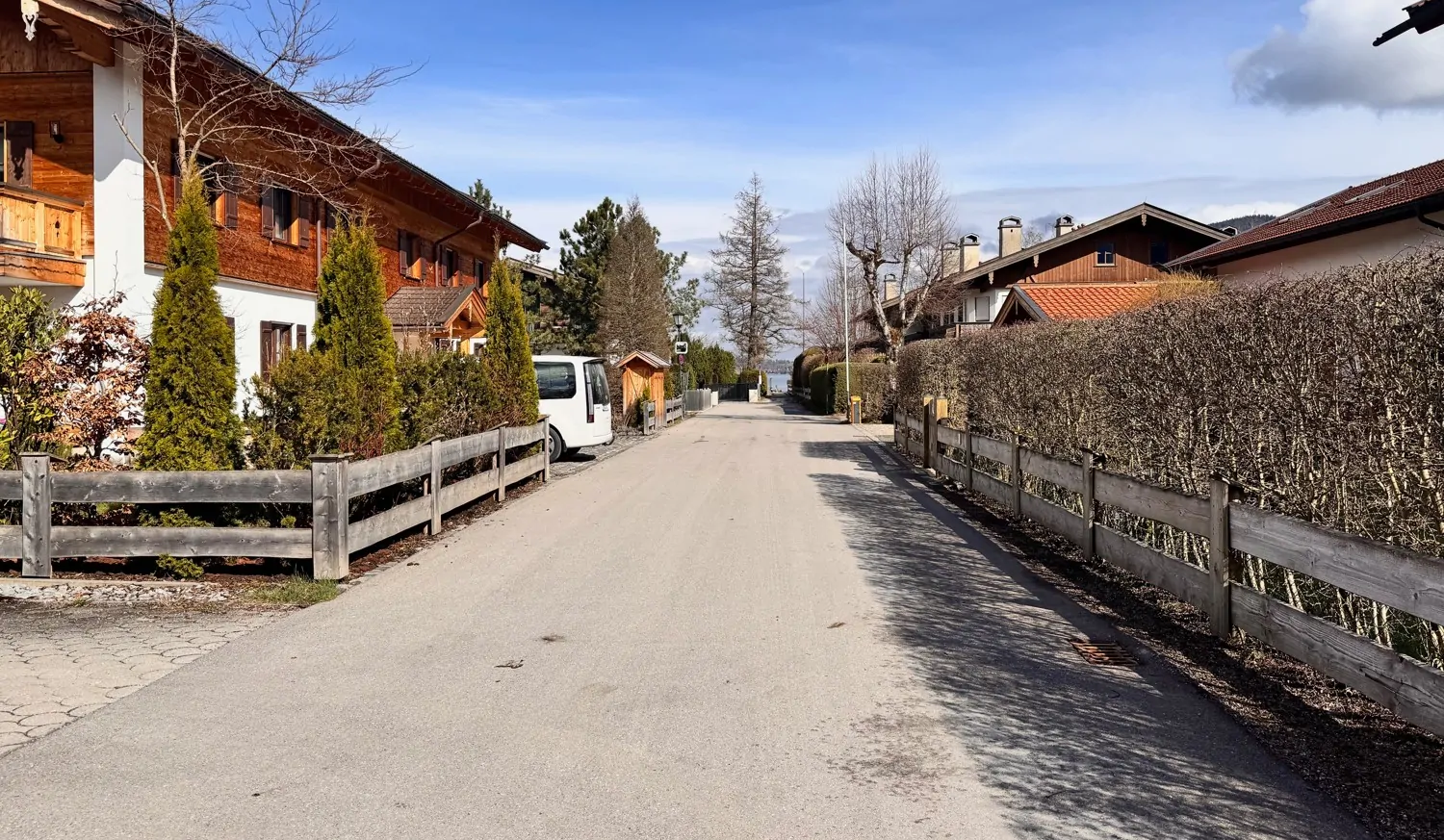 Fußweg zum See ca. 1600 m