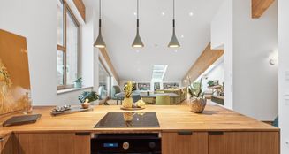von_poll_real_estate_property_24046016_image_0