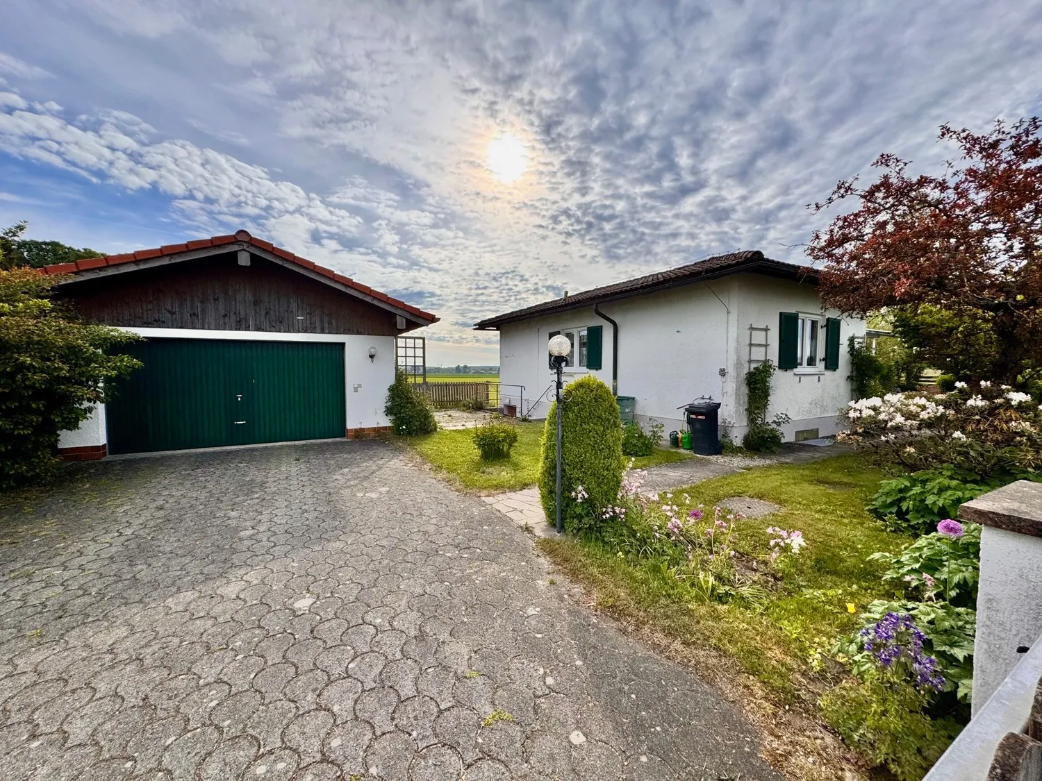 Altbestand-Doppelgarage