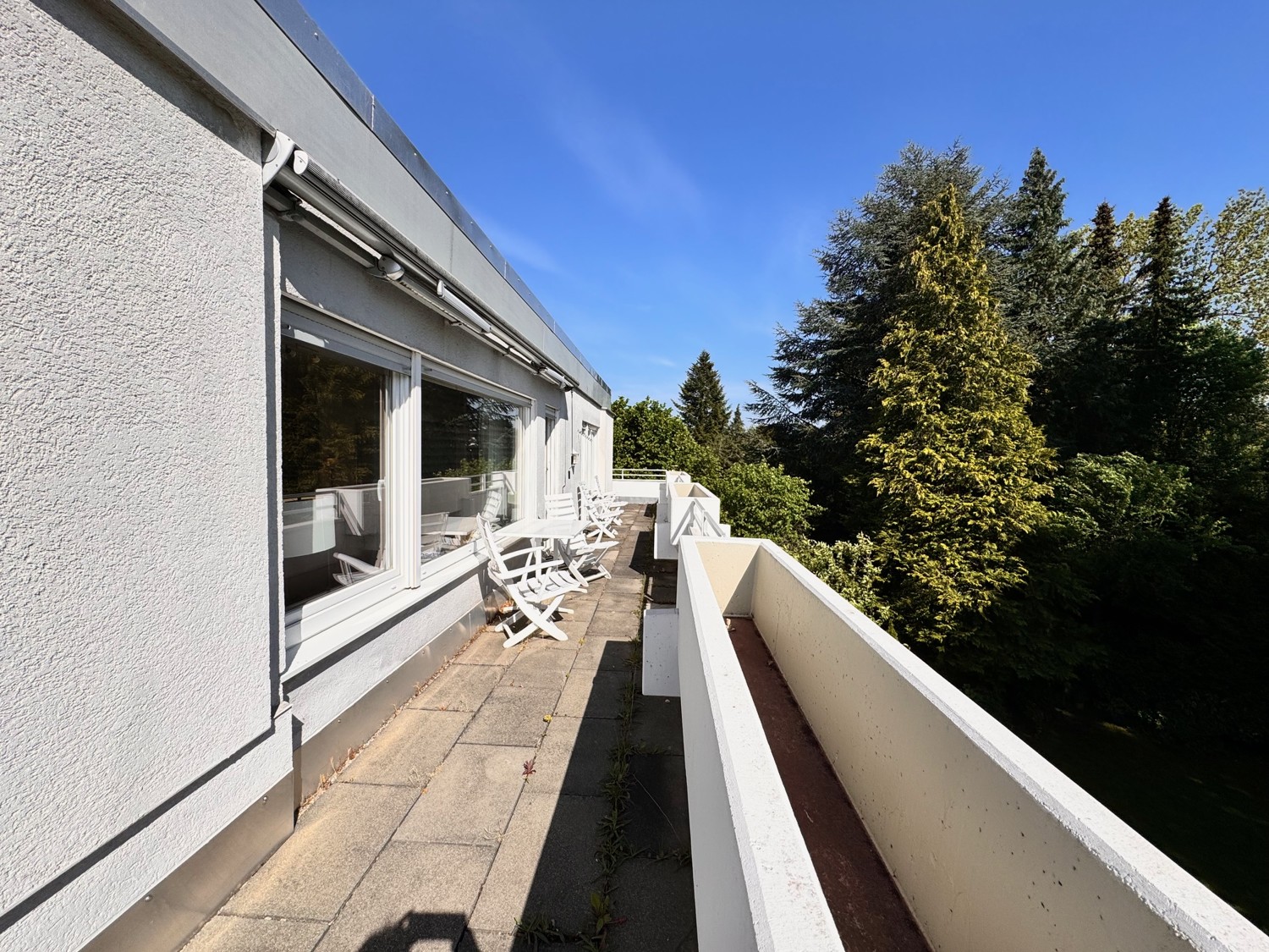 umlaufende Terrasse