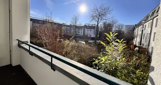 von_poll_real_estate_property_26046001_image_0