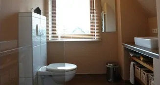 von_poll_real_estate_property_25035033_image_6