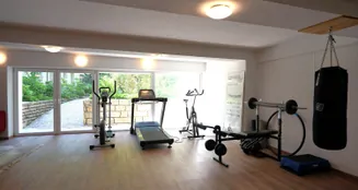 von_poll_real_estate_property_25035021_image_24