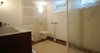 von_poll_real_estate_property_25035021_image_22