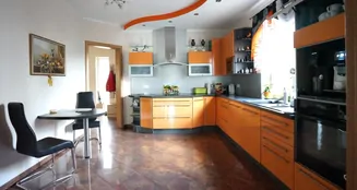 von_poll_real_estate_property_25035018_image_8