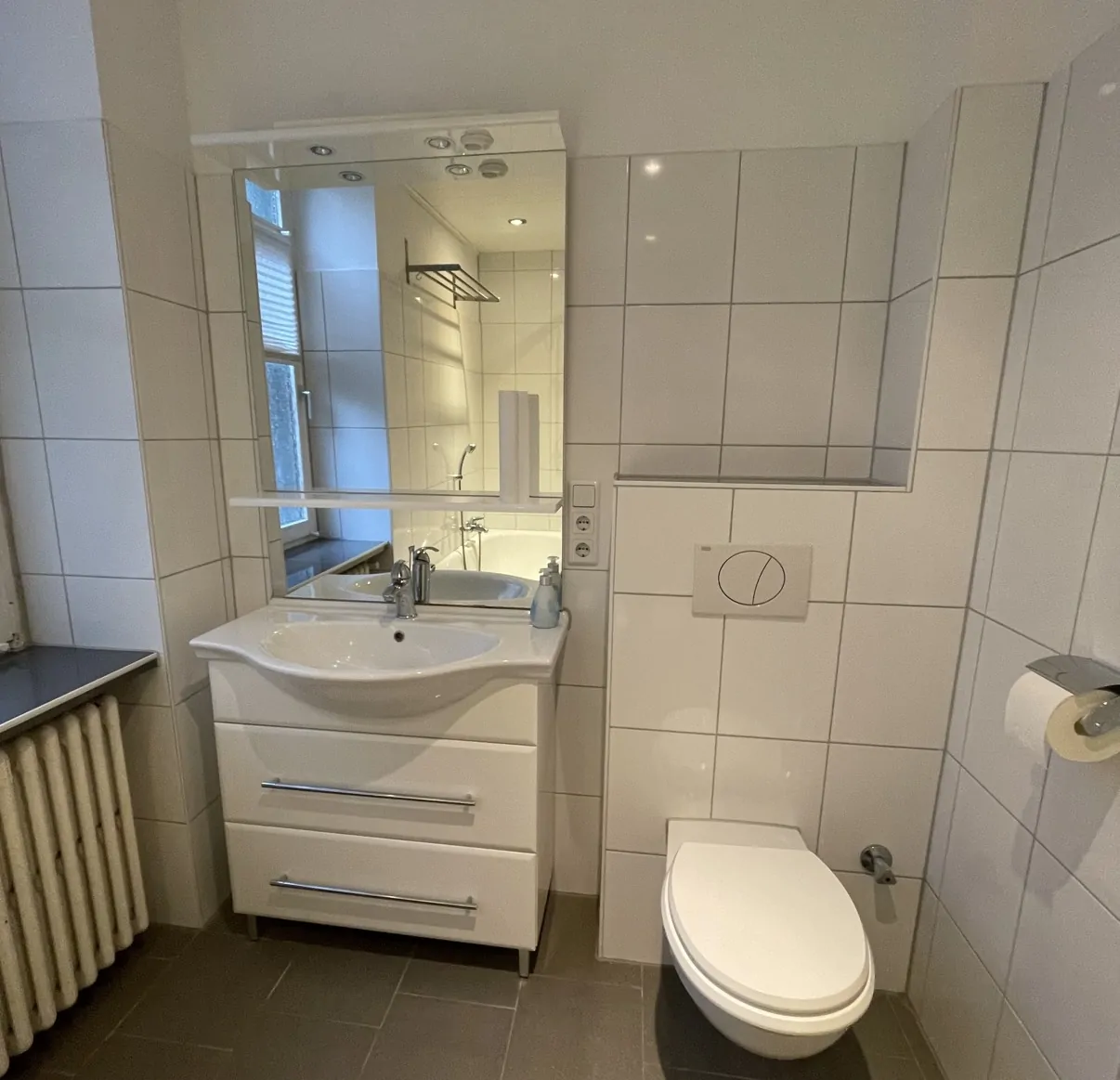 Badezimmer im EG links