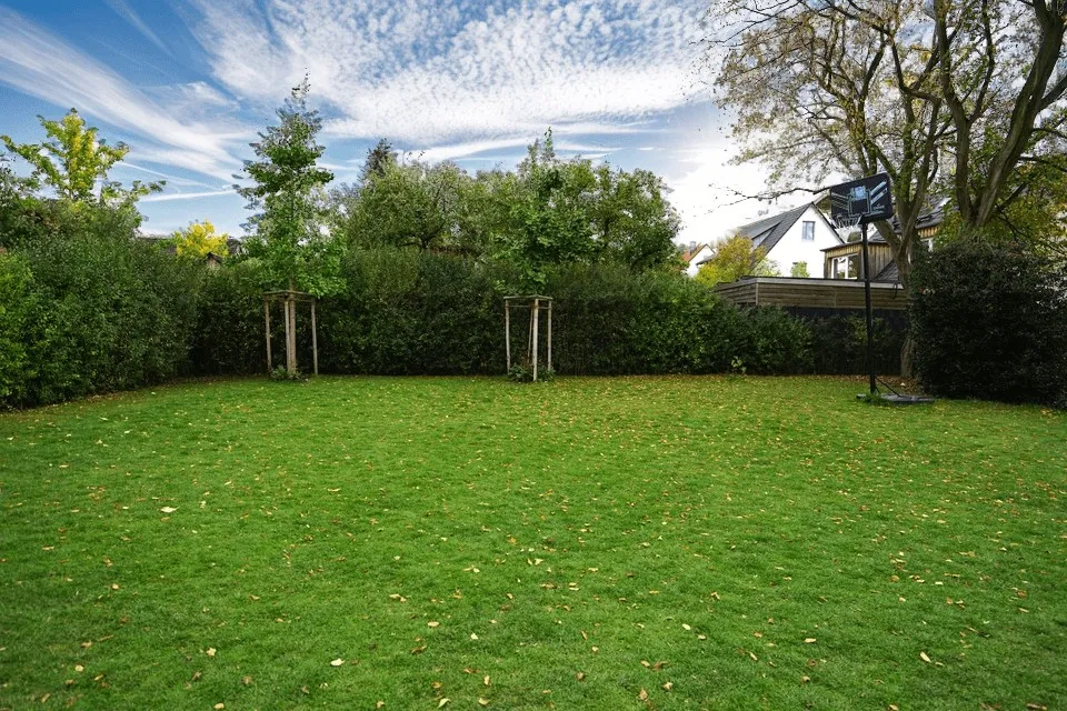 eingefriedeter Garten