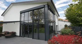 von_poll_real_estate_property_25035034_image_0