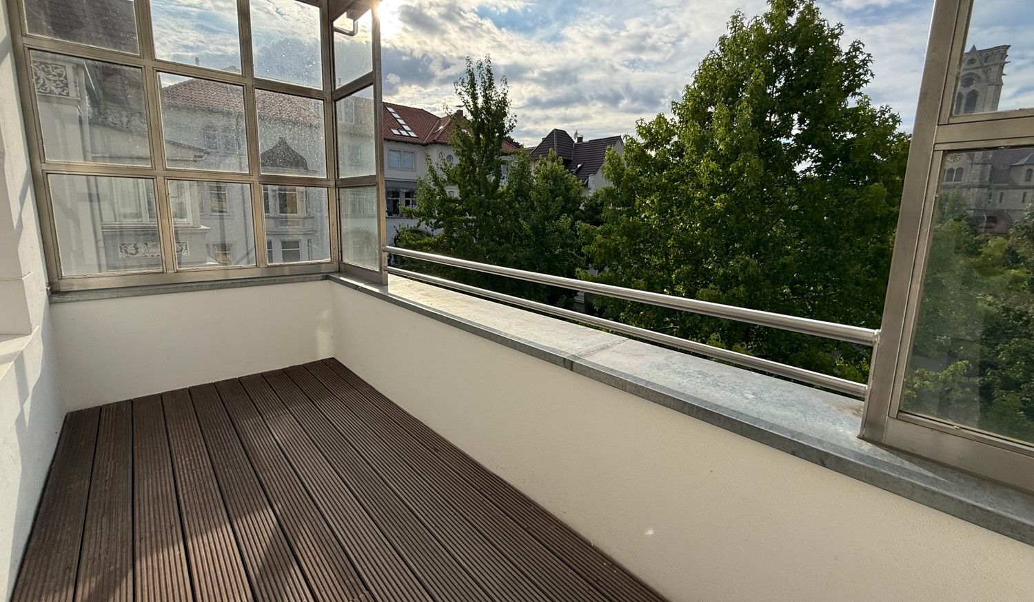 Überdachter Balkon