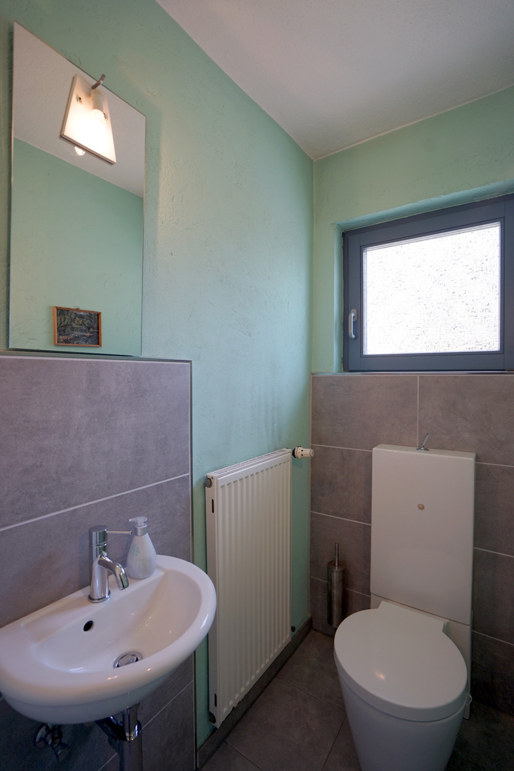 Gäste-WC im Erdgeschoss