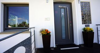 von_poll_real_estate_property_25035015_image_0