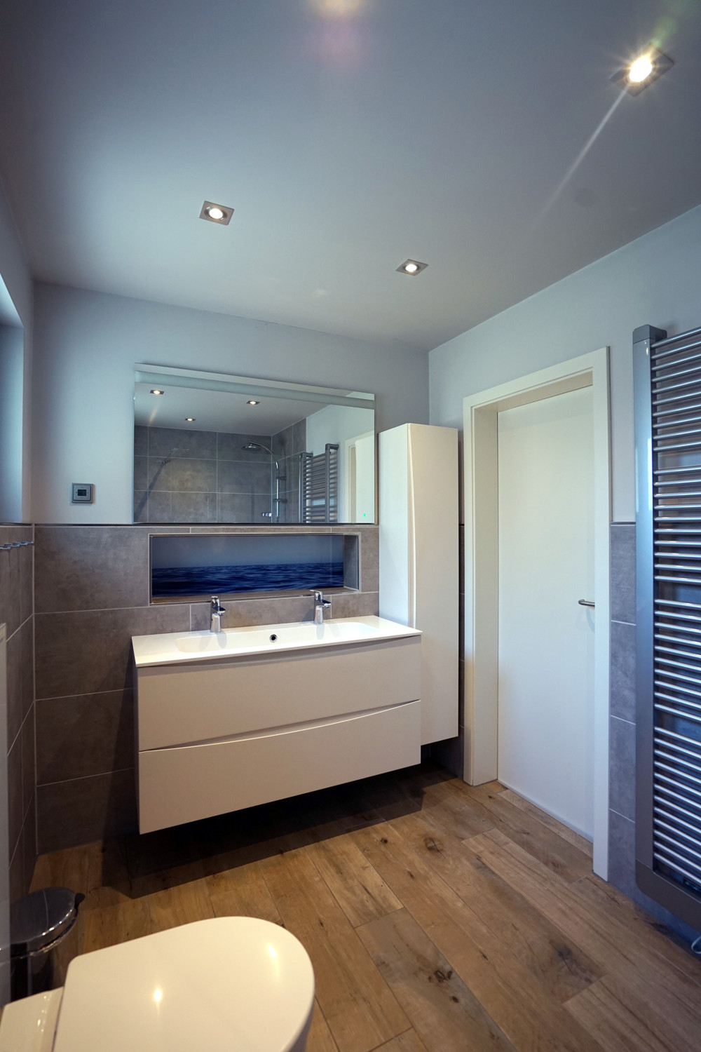 Badezimmer im Erdgeschoss