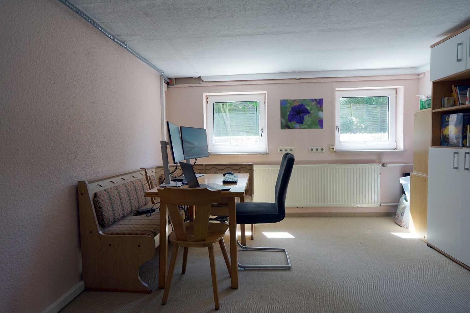 Arbeitszimmer im Keller