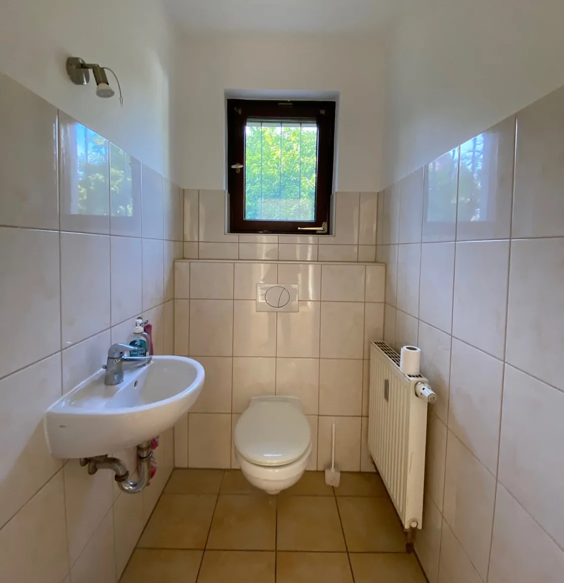 Gäste-WC im Erdgeschoss