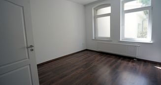 von_poll_real_estate_property_25035016_image_4